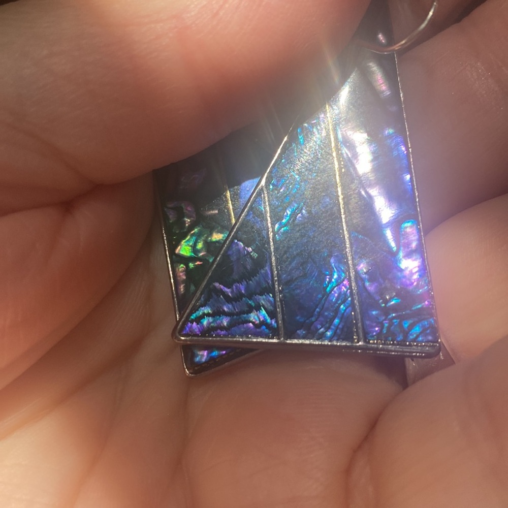 Beautiful Silver (Abalone?) Vintage Pierced Earrings (Ind)